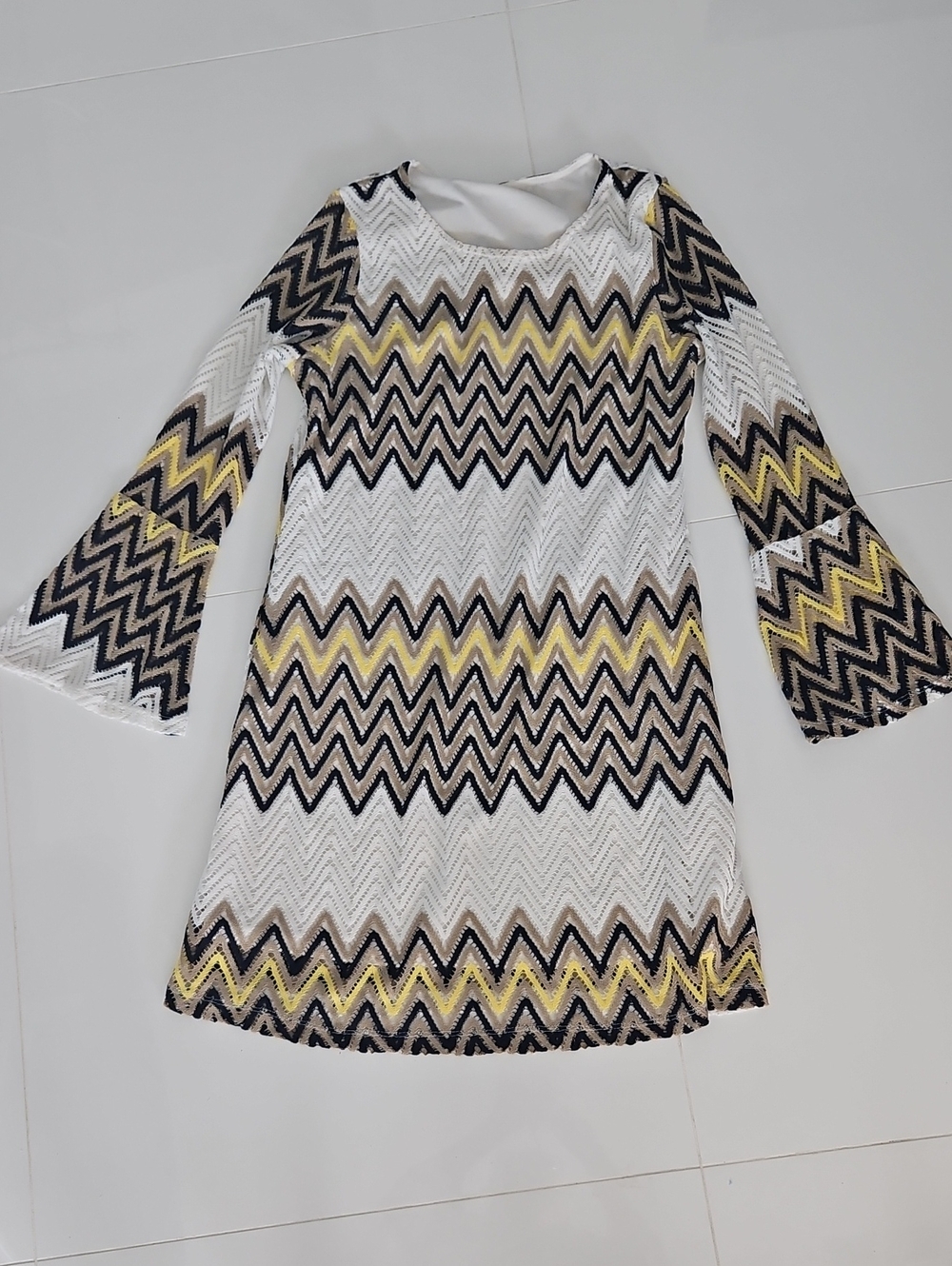 Tacera Chevron Lace Long Sleeve Dress in White, Black & Yellow